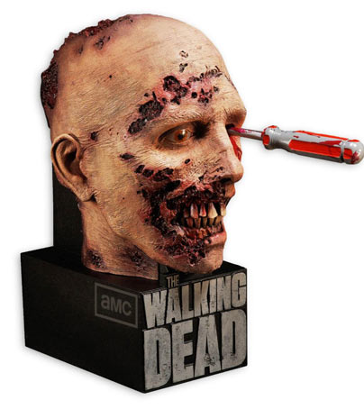 coffret-collector-Walking-Dead-Saison-2-edition-limitee